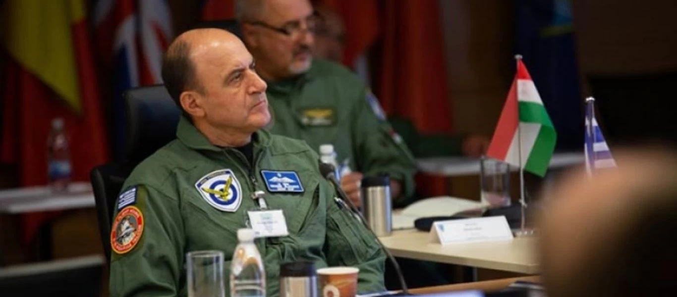 Γ.Μπλιούμης: Την 116 Πτέρυγα Μάχης στον Άραξο επισκέφτηκε ο αρχηγός ΓΕΑ